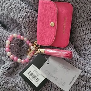 Hands free braclet card case organizer